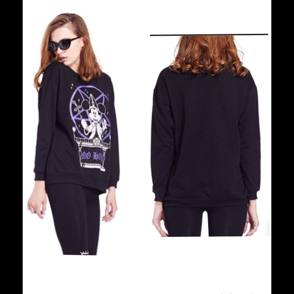 " NO HOPE" Mickey lightweight adorable sweater