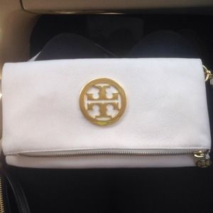 BEAUTIFUL AUTHENTIC TORY BURCH CLUTCH!!!