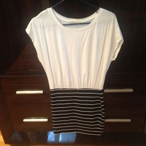 Forever 21 black and white dress