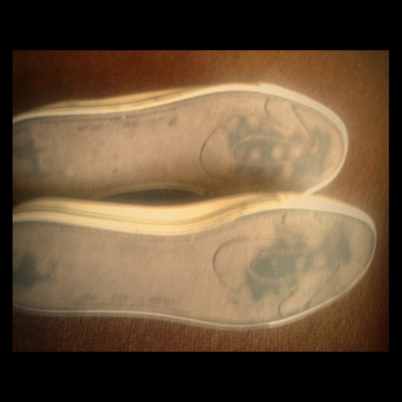 Shoes - Picture 1 of 1