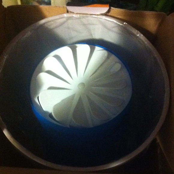 Brand New SPIN DECO LAMP! - Picture 2 of 2