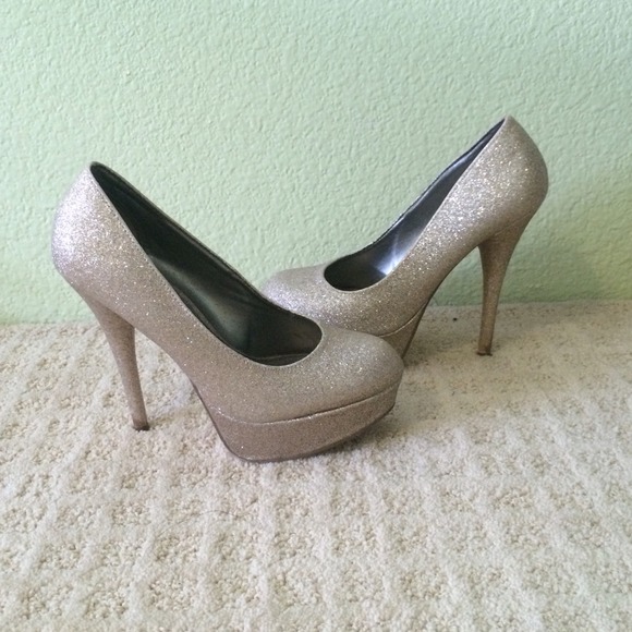 Bratz high heel Pumps sz 6.5
