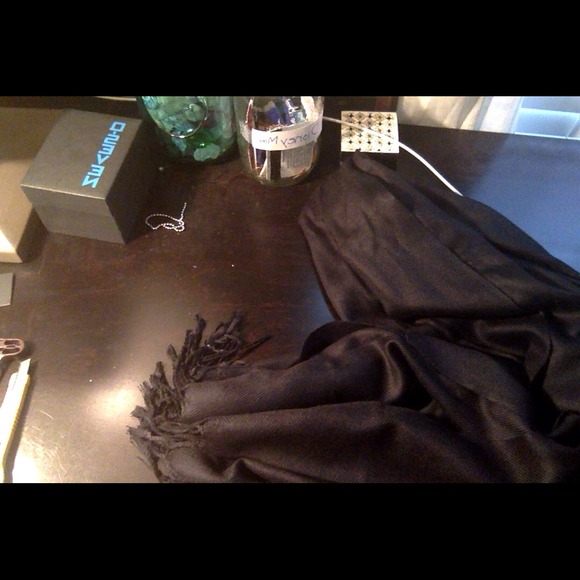 Scarf bundle!!!!!! - Picture 2 of 4