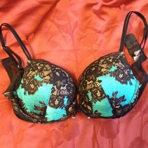 Victoria Secret push up bra