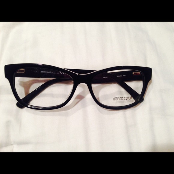 Glasses without case now