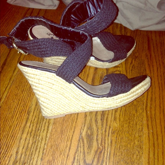 Wedge sandals