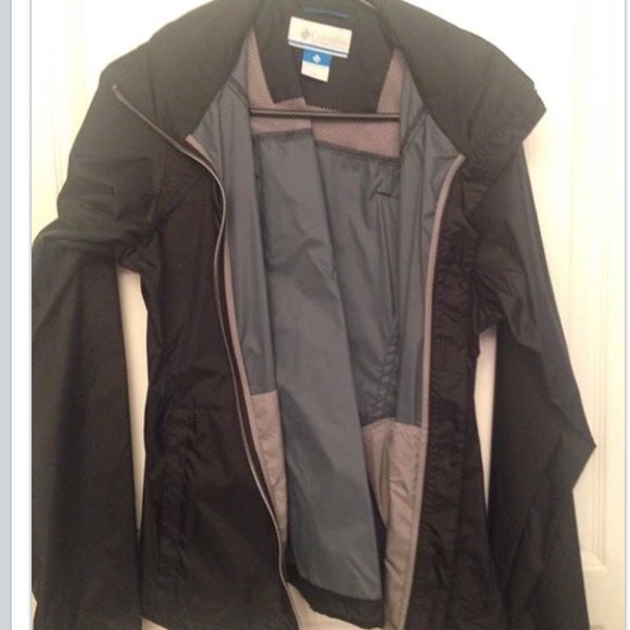 Columbia rain jacket