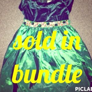 sold in bundle to @raynamarie ❤️💛💚💙💜