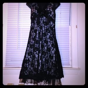 Beautiful lace dress 💛❤️💙