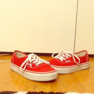 Red vanss!