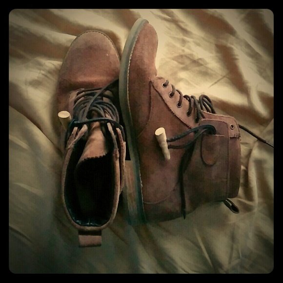 SWEAR

-?'CHARLOTTE 2' LACE UP BOOTS