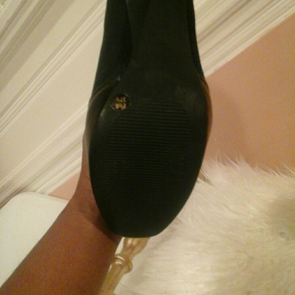 Black booties - Picture 2 of 2