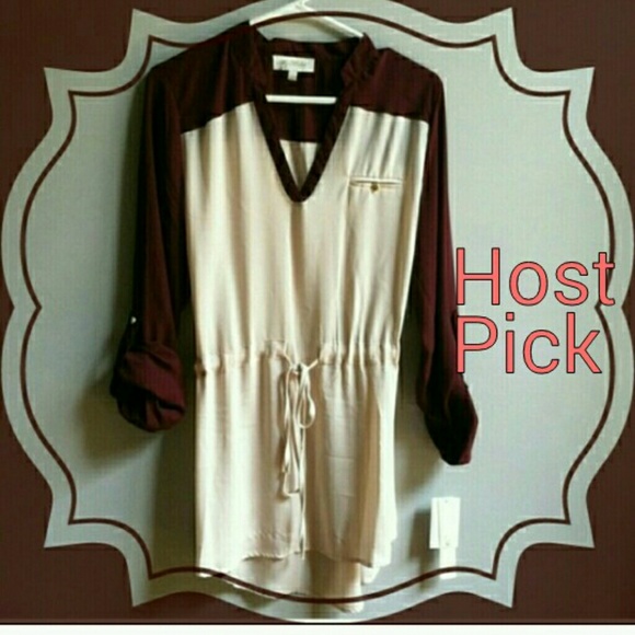 Tops - 🎈Host Pick 3/20🎈 Blouse NWT