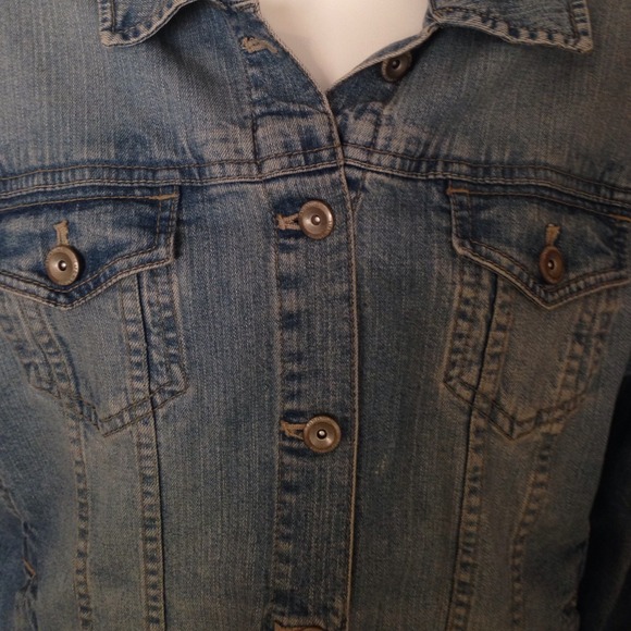 Jeans jacket - Picture 2 of 4