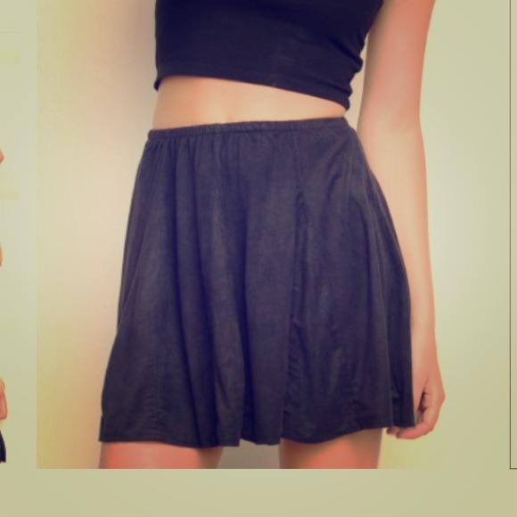 Brandy Melville Sunny Skirt