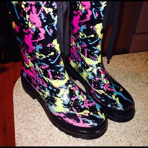 Rain boots
