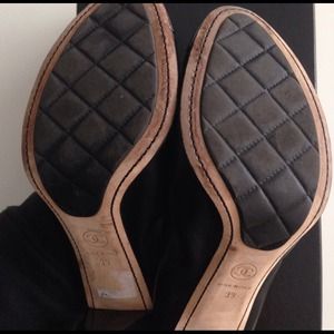 CHANEL Shoes - Authentic CHANEL Escarpins Pump CHANEL Shoes - Authentic CHANEL Escarpins Pump