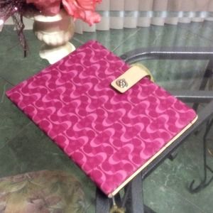 ‼️🚨TODAY ONLY‼️🚨Coach iPad cover‼️🚨
