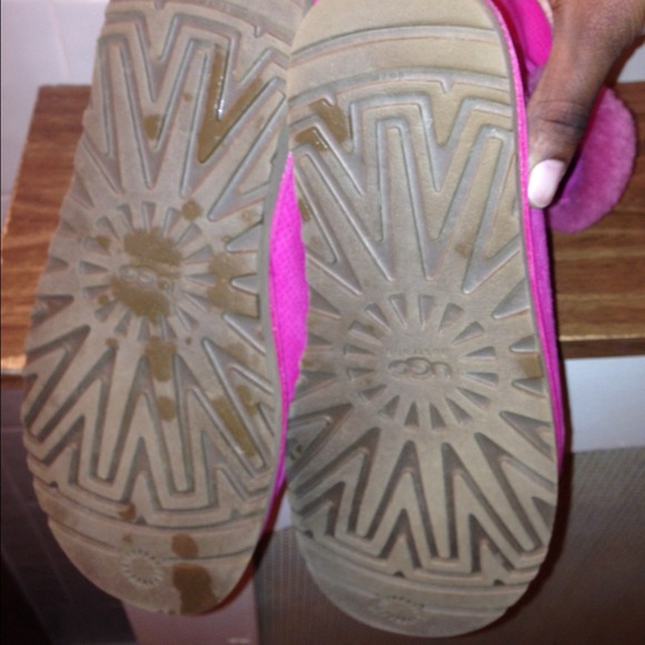 Pink uggs - Picture 4 of 4