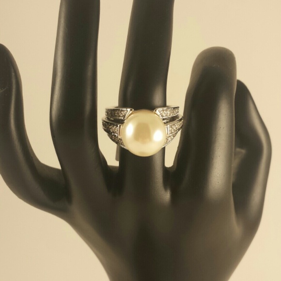 12MM Shell Pearl Ring - Picture 4 of 4