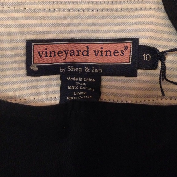 Adorable NWT Navy Vineyard Vines skirt - Picture 3 of 4