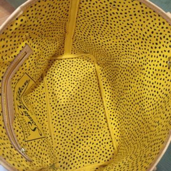 Authentic Louis Vuitton Yayoi Kusama Neverfull MM - Picture 4 of 4