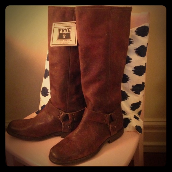 FRYE PHILLIP TALL BROWN RIDING BOOTS Sz 9M - Picture 1 of 4