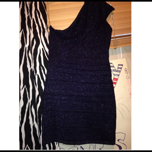 Dark blue & sliver tight fitting dress.