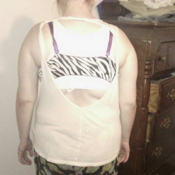 Grunge Tank Top - Picture 2 of 3