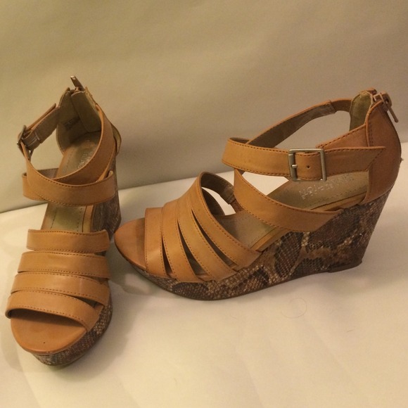 Tan snakeskin strappy wedge heels