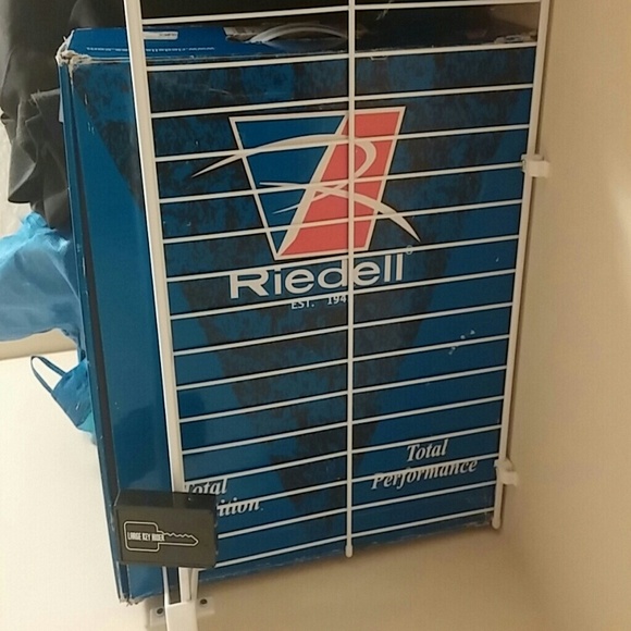 Ice skates size 7 women