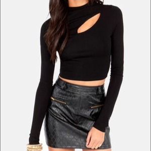 Black crop top