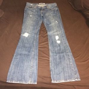 🎉🎉Bui Yah Kah Jeans!!!!!