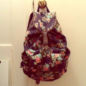 Aèropostale Flower Backpack💕😍🍁🍂🍃🎀🎓