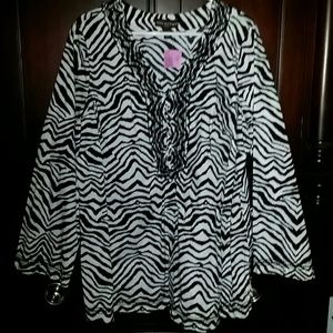 Blouse with matching bracelet