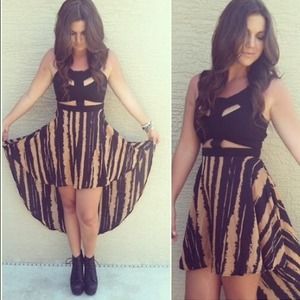 UO BLACK & BIEGE HIGH LOW DRESS