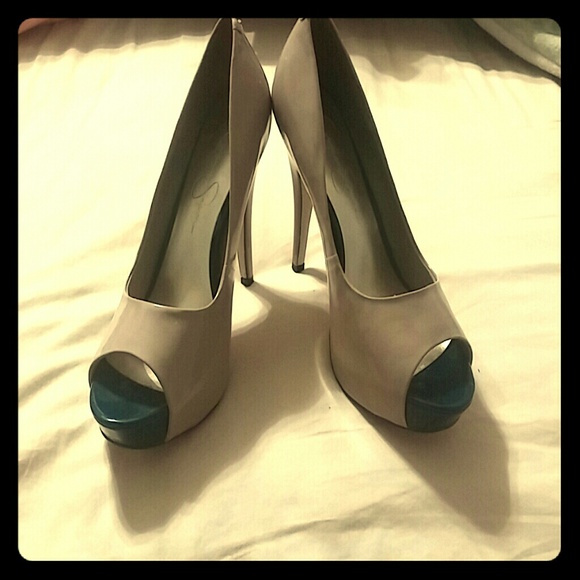 Jessica Simpson Open Toe Nude Pumps