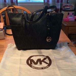 MK Tote