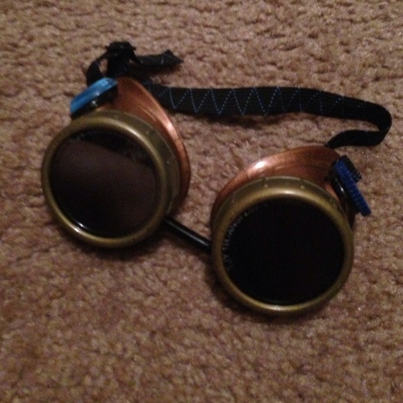 Steampunk goggles