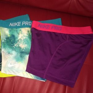 Nike pro