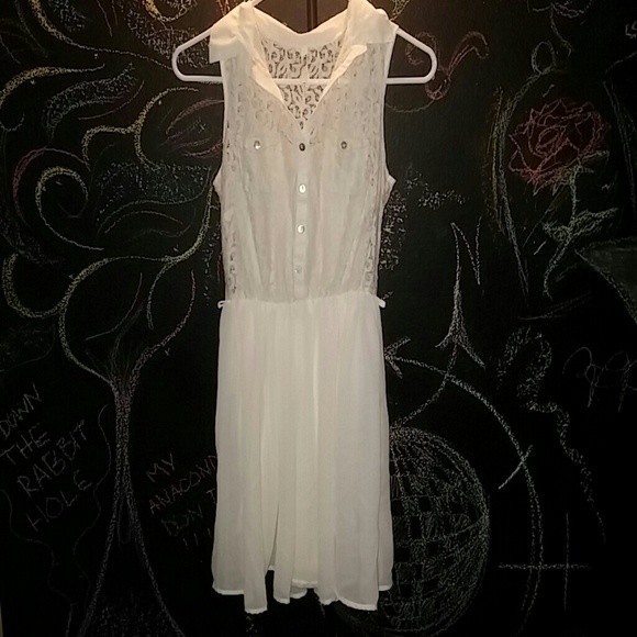 Casual white dress