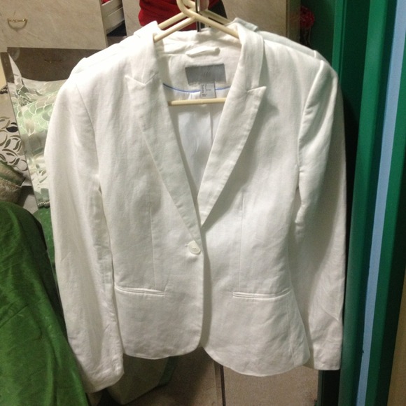 H&M white blazer!