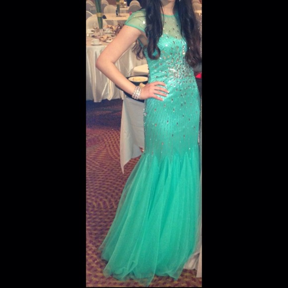 Camille la vie aqua dress PROM HOMECOMING - Picture 2 of 3