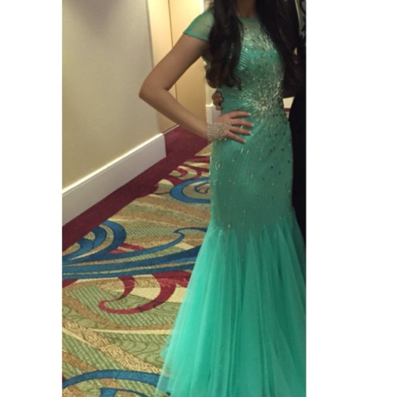 Camille la vie aqua dress PROM HOMECOMING - Picture 3 of 3