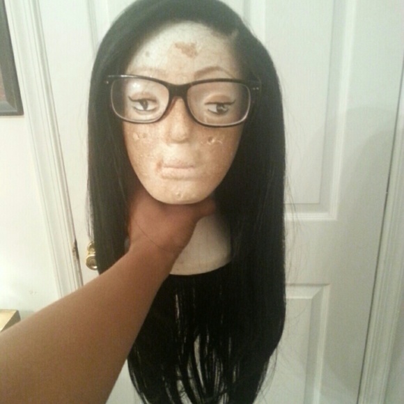BEAUTIFUL 26'INCH lace high quality synthetic wig