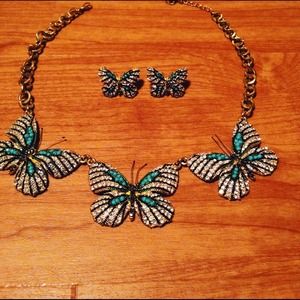 Butterfly necklace and earrings. Butterfly jewelry