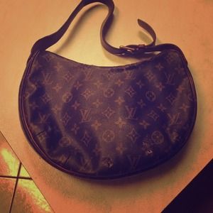 LV Purse