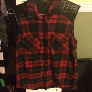 Sleeveless plaid shirt w leather shoulders