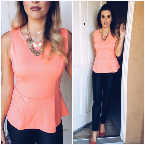 Forever 21 Tops - 🎉SOLD in bundle🎉 Forever 21 Coral Peplum Top
