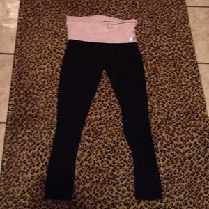 Victoria secret pink yoga pants.$20